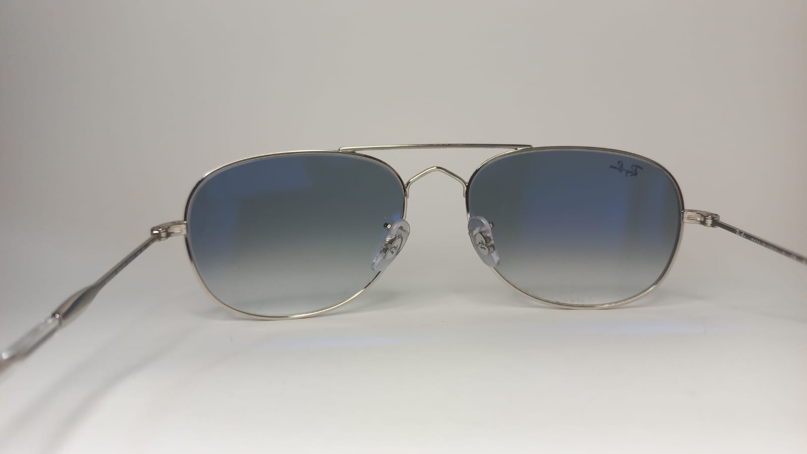 RB3735 003/3F57