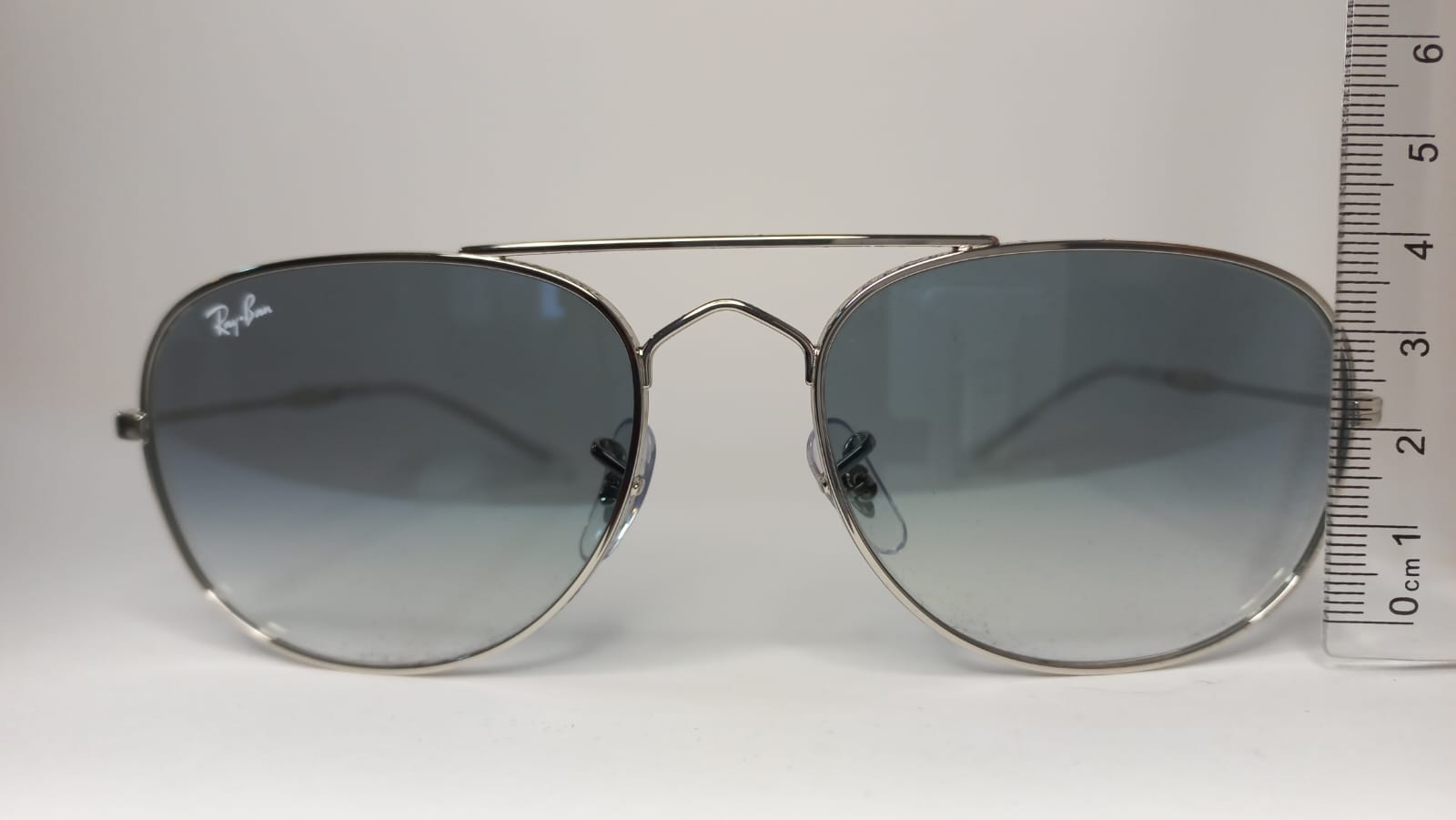 RB3735 003/3F57